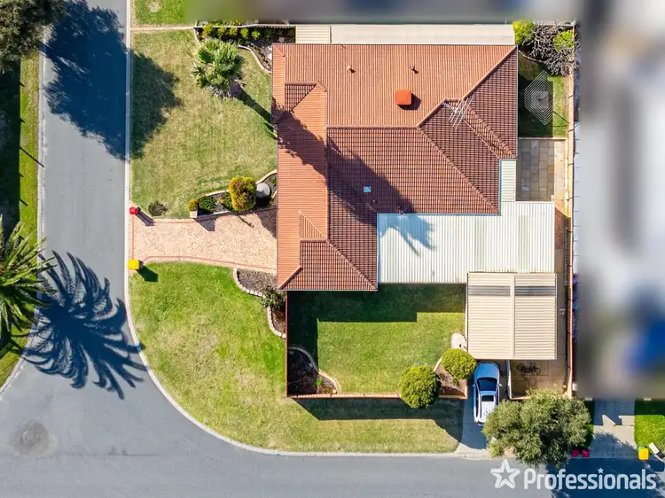 Second view of Homely house listing, 2 Dalaroo Court, Cooloongup WA 6168