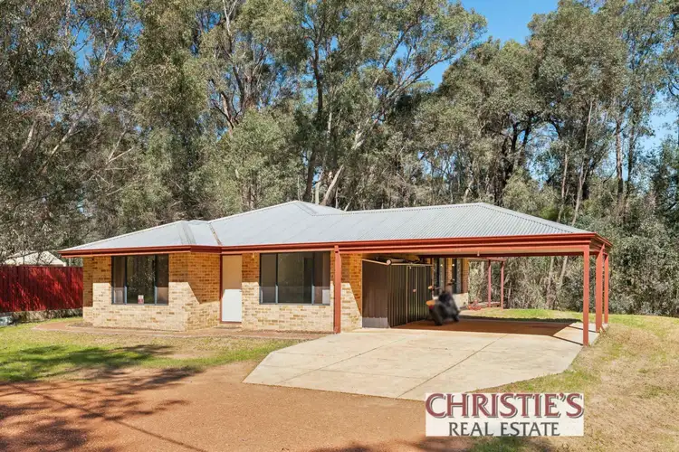 2 Kensitt Street, Stoneville WA 6081