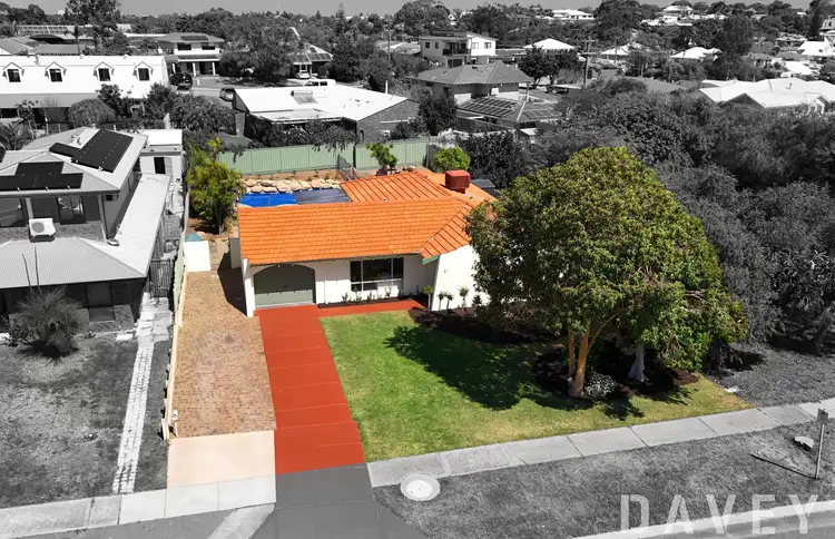 17 Freeman Way, Marmion WA 6020
