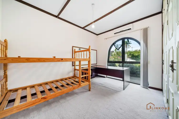 Sixth view of Homely house listing, 5 Hartung Way, Bull Creek WA 6149