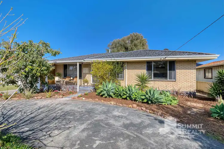 2 Johnston Avenue, West Busselton WA 6280