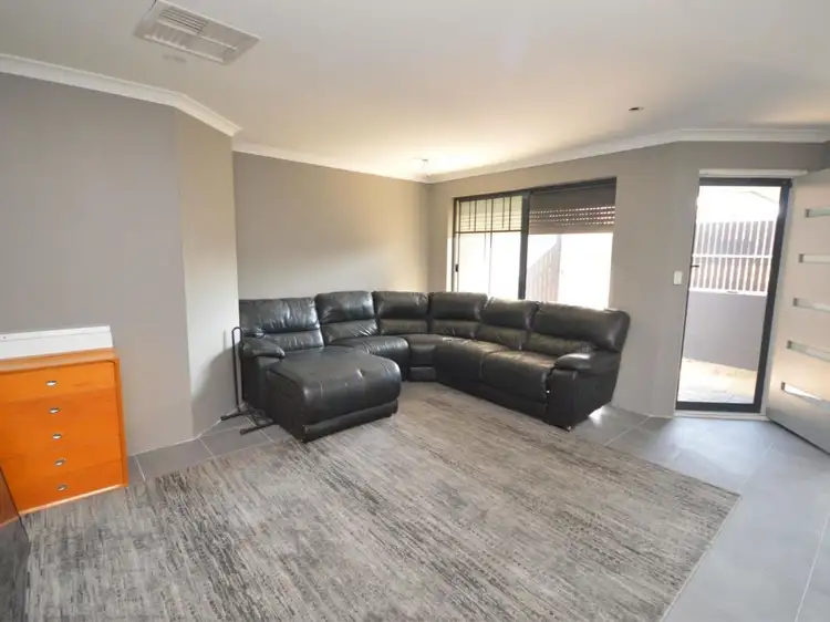 Sixth view of Homely house listing, 7 Grevillea Rise, Halls Head WA 6210