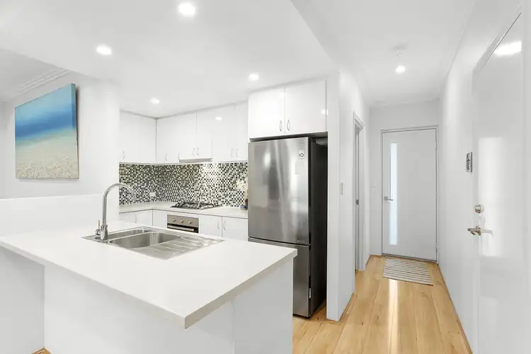 Sixth view of Homely villa listing, 3/15 Belcastro Way, Madeley WA 6065