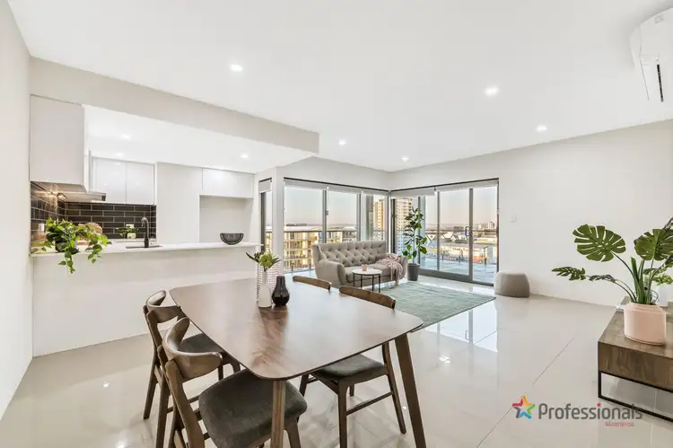 Unit 501/23 Emerald Terrace