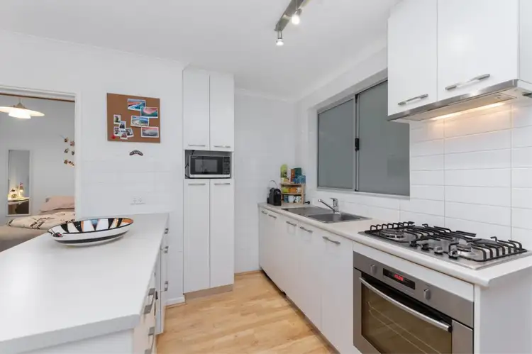 4/9 Jersey Street