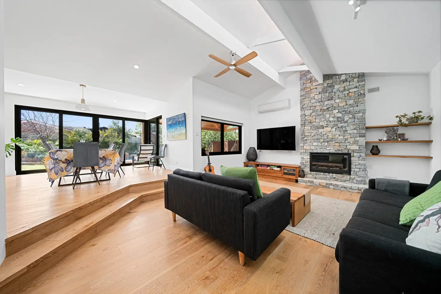 Main view of Homely house listing, 2 Karo Place, Duncraig WA 6023