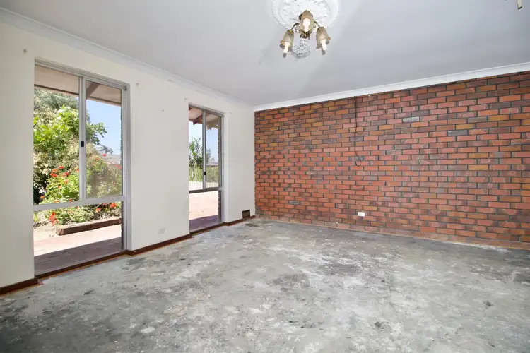 Second view of Homely house listing, 9 Craig Mews, Safety Bay WA 6169