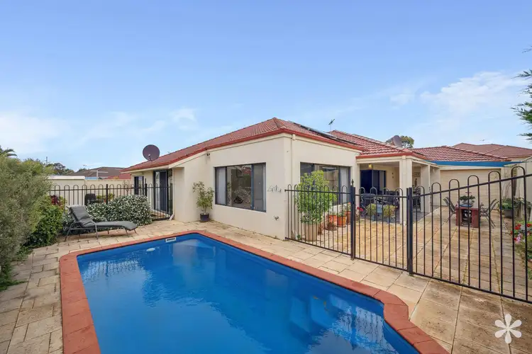 15 Joshua Close, Bibra Lake WA 6163