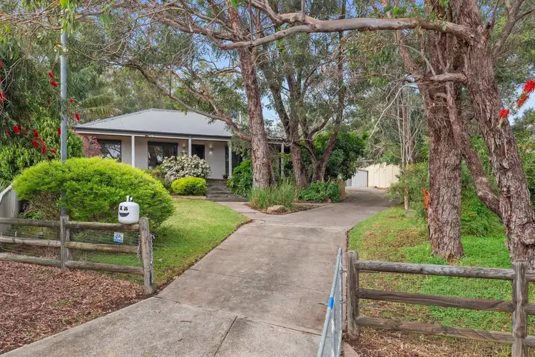 10 Apara Place
