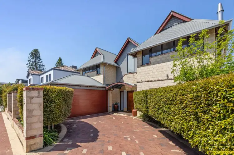 152A St Brigids Terrace, Scarborough WA 6019