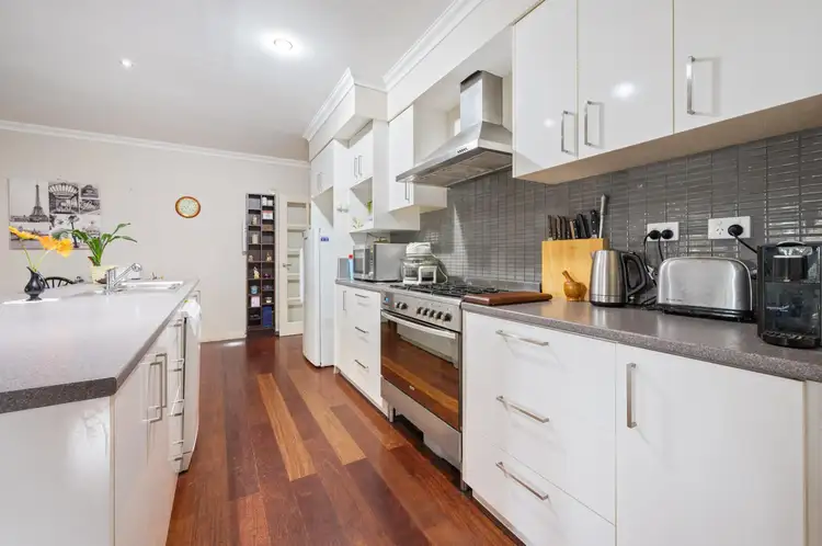Seventh view of Homely house listing, 2 Astrolabe Way, Swan View WA 6056