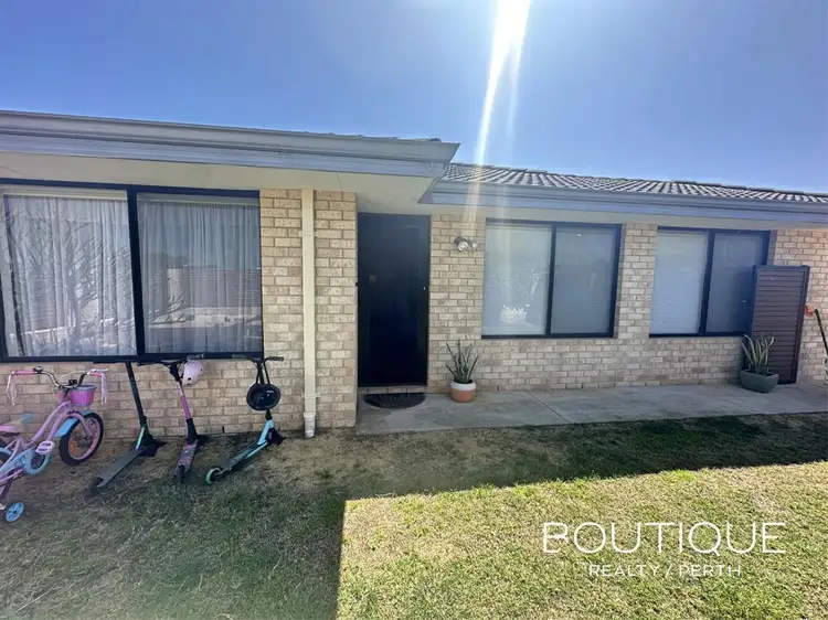 16 Peterwangey Place