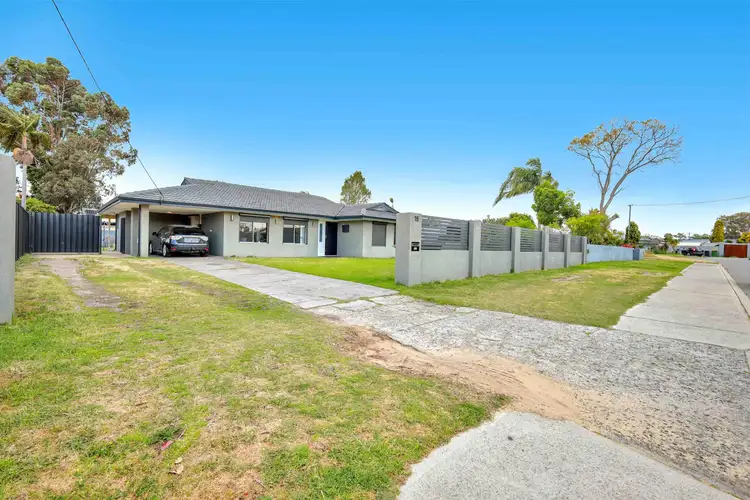 16 Penhurst Court, Thornlie WA 6108