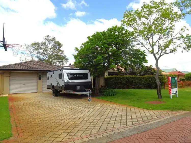 Second view of Homely house listing, 10 Chandon Terrace, The Vines WA 6069