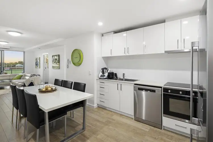 Fourth view of Homely unit listing, 2/285 Vincent Street, Leederville WA 6007