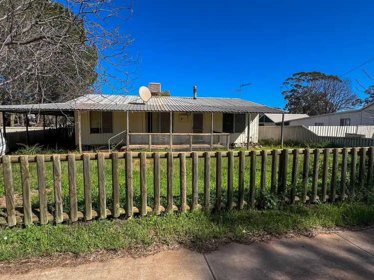 41 Roberts Street, Norseman WA 6443