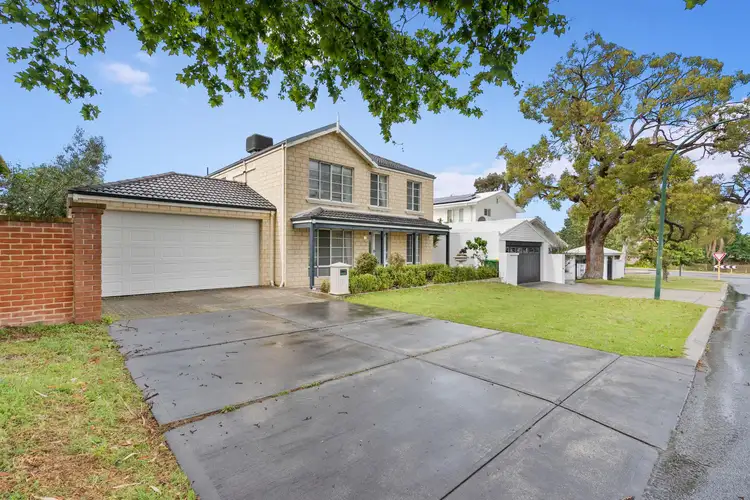 11 David Street, Mount Pleasant WA 6153