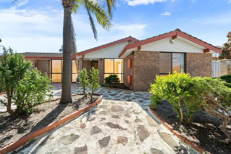 7 Ulcombe Street, Marangaroo WA 6064