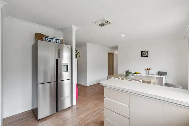 Sixth view of Homely house listing, 4 Pinafore Court, Duncraig WA 6023