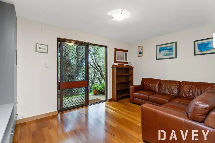 14/2 Brighton Road