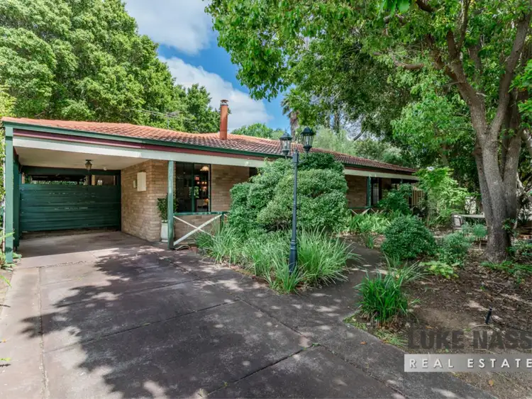 Seventh view of Homely house listing, 4 Tweed Close, Camillo WA 6111