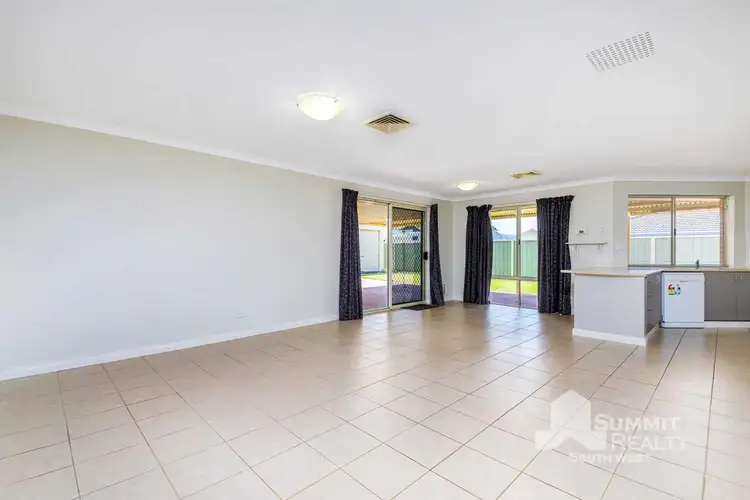 Seventh view of Homely house listing, 5 Heatherglen Road, Australind WA 6233
