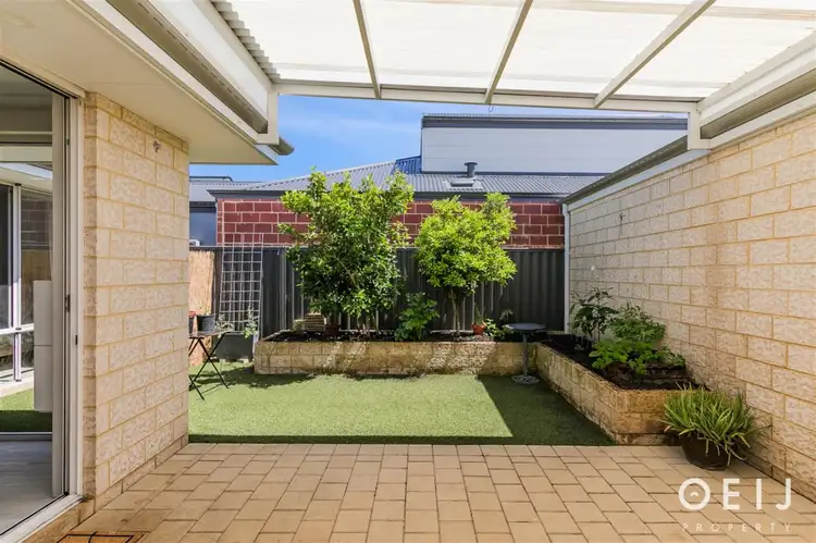 Third view of Homely house listing, 7 Camberwell Vista, Piara Waters WA 6112