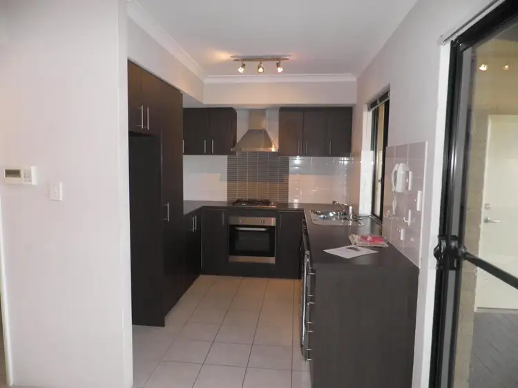 Sixth view of Homely townhouse listing, 2/179 Sevenoaks Street, Cannington WA 6107