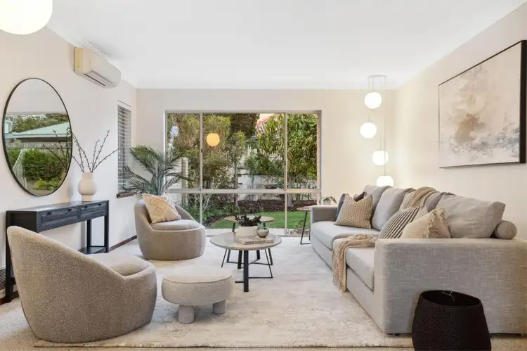 22 Townsend Dale, Mount Claremont WA 6010