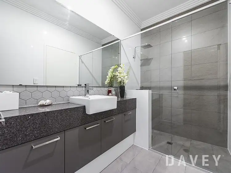 Fifth view of Homely apartment listing, 7/2 Fluorite Way, Carine WA 6020