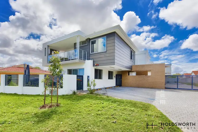 1/4 Wooramel Way, Nollamara WA 6061