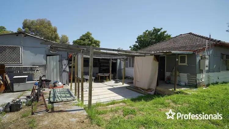 Fifth view of Homely house listing, 7 Meelah Way, Koongamia WA 6056