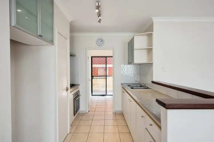 Fourth view of Homely house listing, 32 Suntree Mews, Beeliar WA 6164