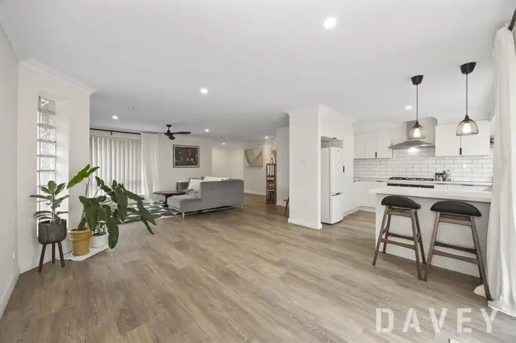 Fourth view of Homely villa listing, 4/170 Grand Promenade, Doubleview WA 6018