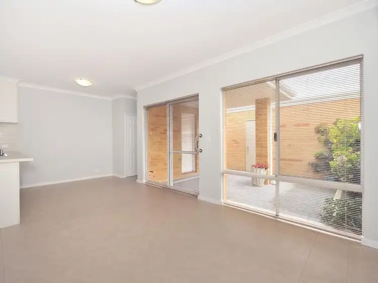 Fifth view of Homely unit listing, 10/56 Westlinton Circle, Waikiki WA 6169