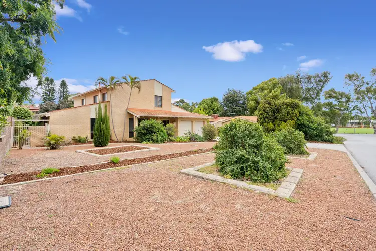 3 Stubbs Place, Booragoon WA 6154