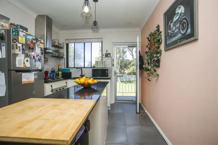 11/186 Albert Street