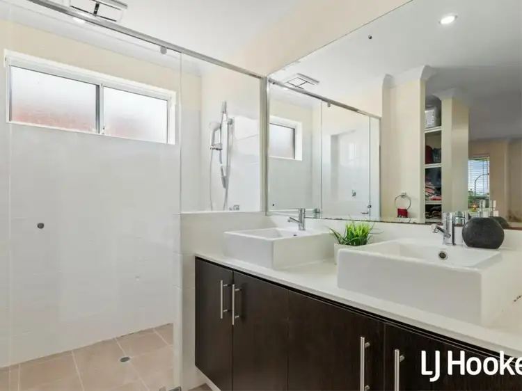 Sixth view of Homely house listing, 8 Riviera Turn, Piara Waters WA 6112