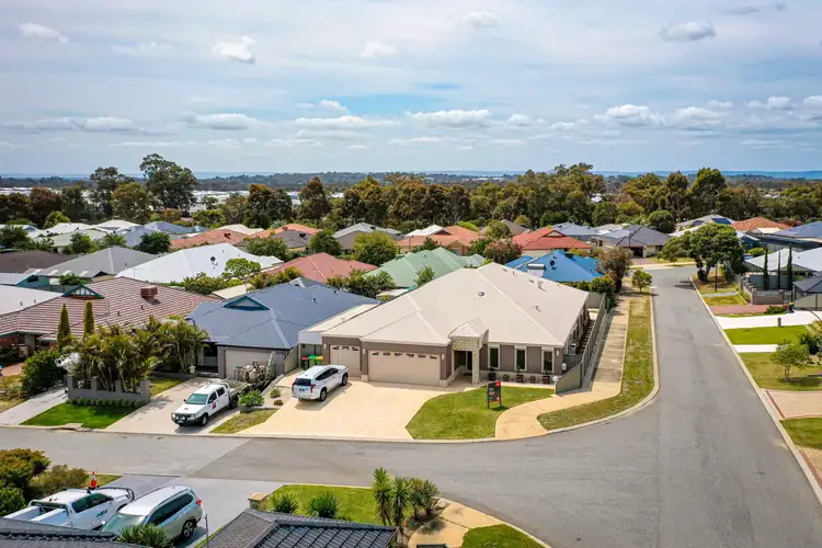 17 Caroona Street, Baldivis WA 6171