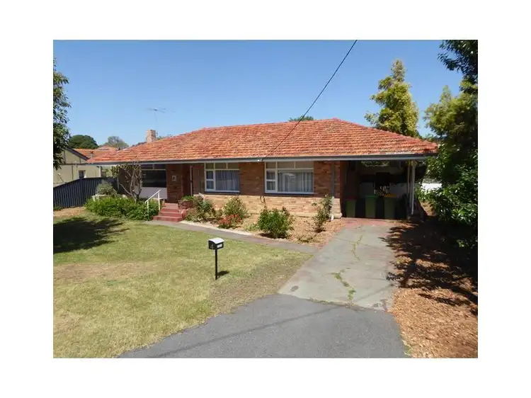 4 Holman Street