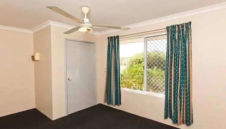 Second view of Homely house listing, 5 Stirling Close, Port Kennedy WA 6172