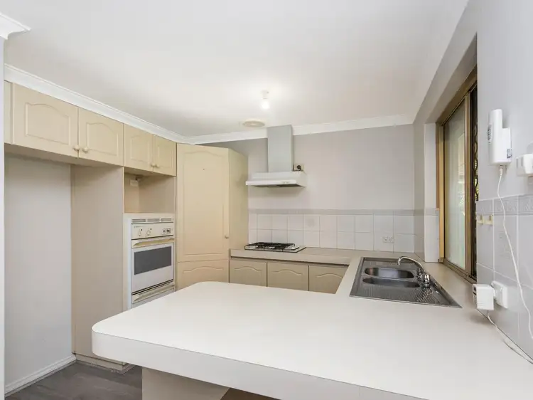 Sixth view of Homely house listing, 4/23 Magnolia Way, Forrestfield WA 6058