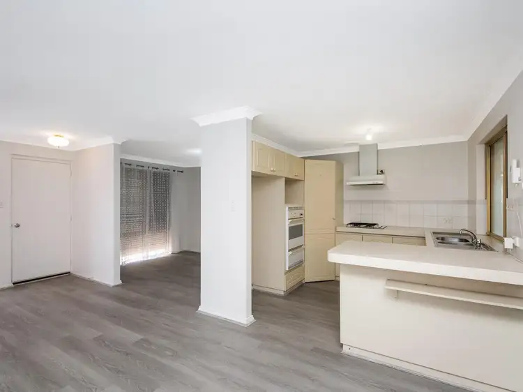 Seventh view of Homely house listing, 4/23 Magnolia Way, Forrestfield WA 6058
