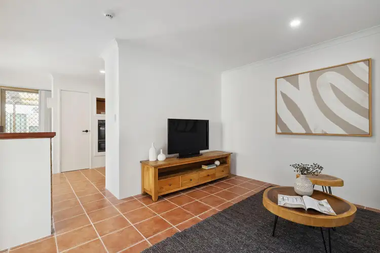 Fifth view of Homely unit listing, 8B Itar Court, Marangaroo WA 6064
