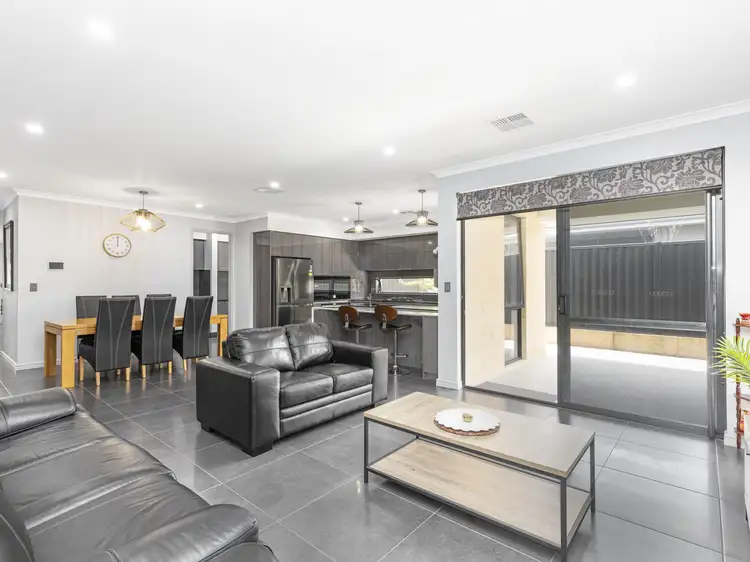 Sixth view of Homely house listing, 19 Bendigo Loop, Bushmead WA 6055