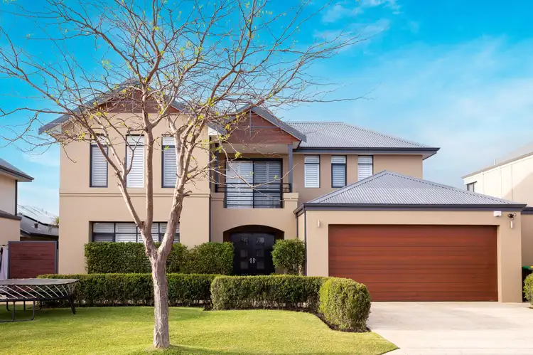 24 DUNLIN WAY, Gwelup WA 6018