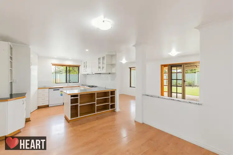 Sixth view of Homely house listing, 3 Sunshine Place, Bibra Lake WA 6163