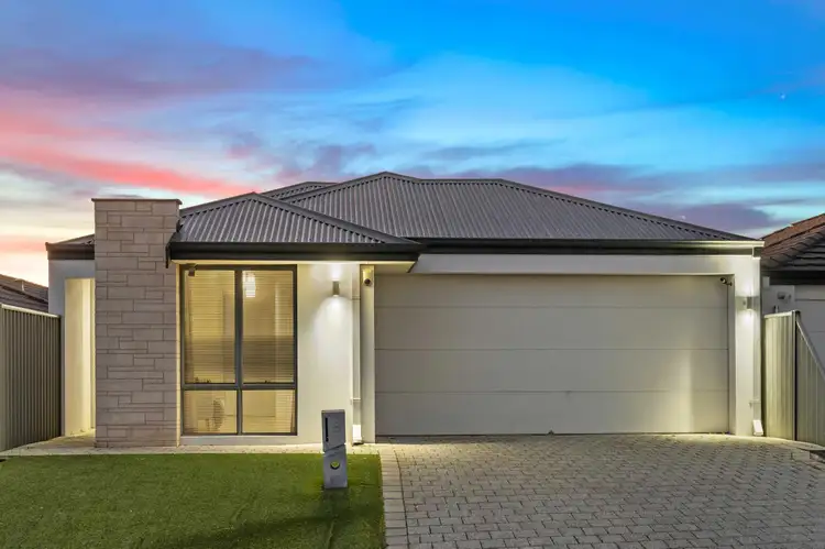 6 Addis Way, Wandi WA 6167