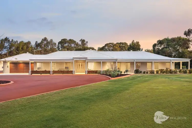 36 Chateau Place, Belhus WA 6069