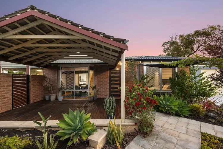 Fourth view of Homely house listing, 2 Gum Court, Yangebup WA 6164